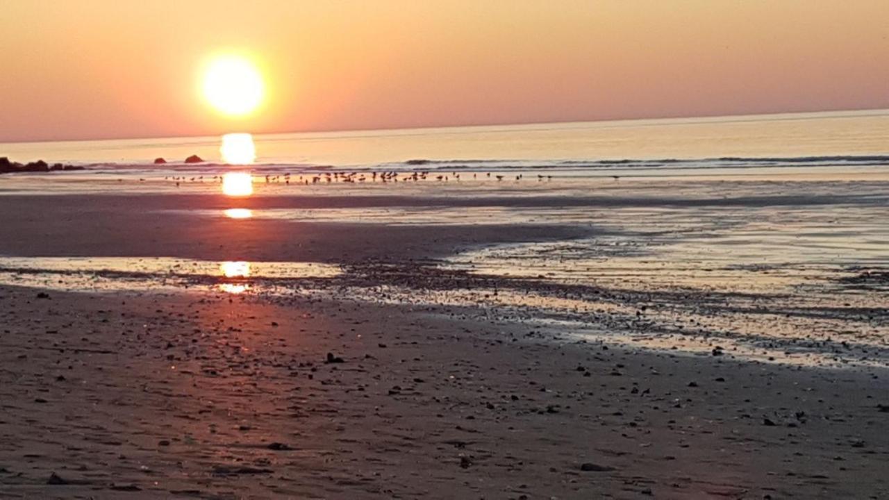 Cote Plage - Magnifique Appartement De Charme A Trouville Sur Mer - Linge - Lit Fait - Parking - Wifi - Classe Par L'Office Du Tourisme 外观 照片
