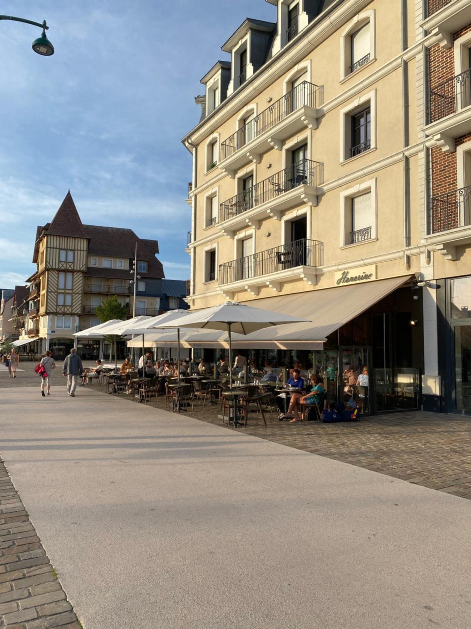 Cote Plage - Magnifique Appartement De Charme A Trouville Sur Mer - Linge - Lit Fait - Parking - Wifi - Classe Par L'Office Du Tourisme 外观 照片